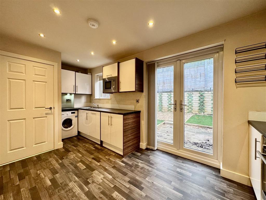 Dining kitchen