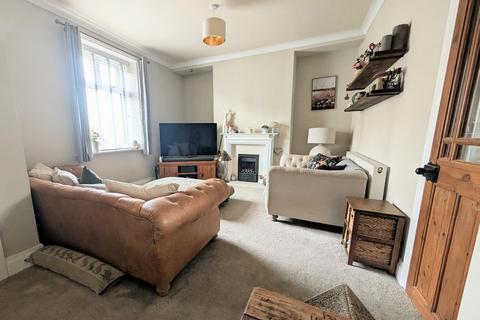 2 bedroom terraced house for sale, Colne Road, Kelbrook BB18