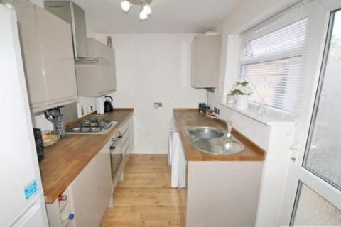 2 bedroom end of terrace house to rent, Lady Haven Road, Norfolk NR31