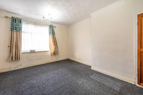 2 bedroom house for sale, Botha Road, Plaistow, London, E13