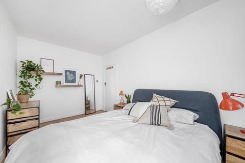 2 bedroom apartment for sale, Crown Point, Crystal Palace, London, SE19