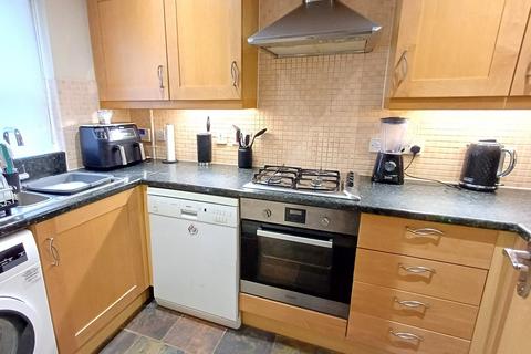 2 bedroom terraced house to rent, Falcon Close, Herne Bay, Kent, CT6