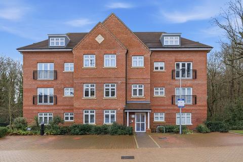 2 bedroom apartment for sale, Kestrel Close, Brentwood