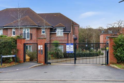 2 bedroom apartment for sale, Kestrel Close, Brentwood