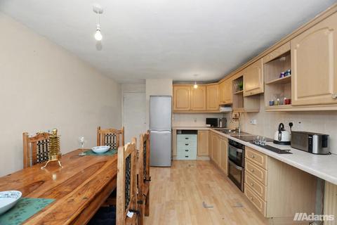3 bedroom terraced house for sale, Whitchurch Way, Runcorn
