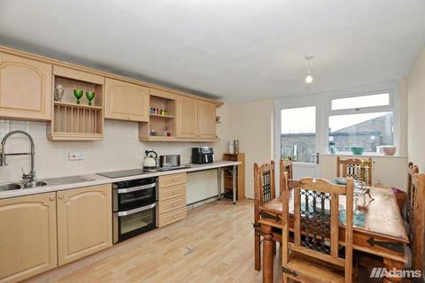 3 bedroom terraced house for sale, Whitchurch Way, Runcorn