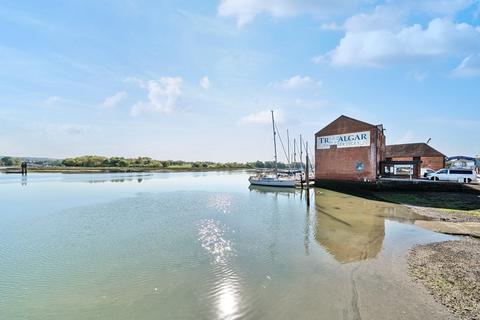 Lower Quay, Hampshire PO16