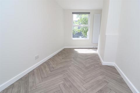 1 bedroom apartment to rent, Lower Road, Surrey Quays SE16