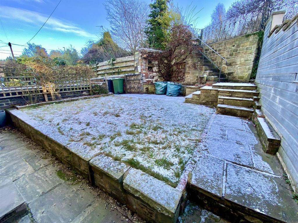 Bramleys Estate Agents - The Combs - Mirfield (21)