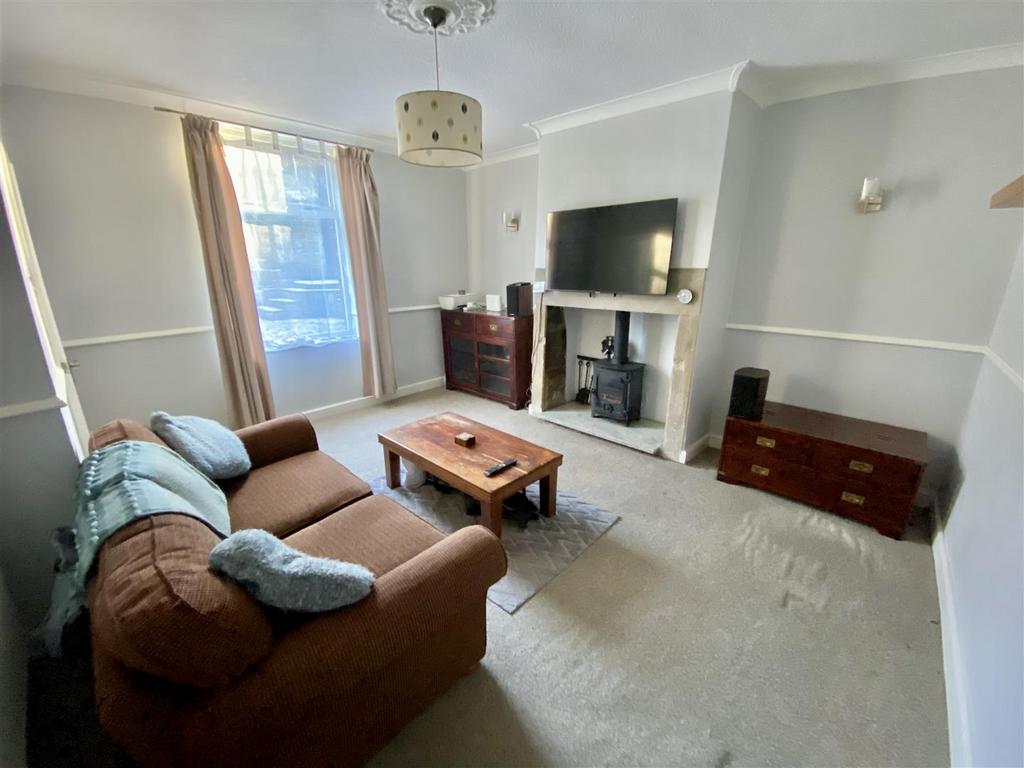 Bramleys Estate Agents - The Combs - Mirfield (14)