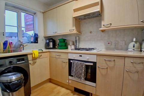 2 bedroom terraced house for sale, Gravely Street, Rushden, NN10