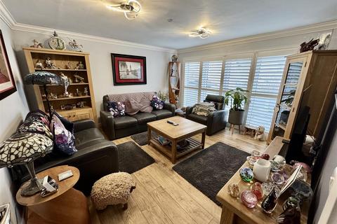 3 bedroom detached bungalow for sale, Llys Tir Nant, Tycroes, Ammanford