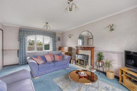 3 bedroom detached house for sale, Harvest Croft, Burley in Wharfedale LS29