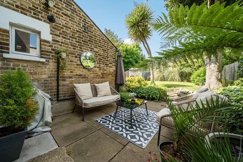 1 bedroom flat to rent, Aldermary Road Bromley BR1