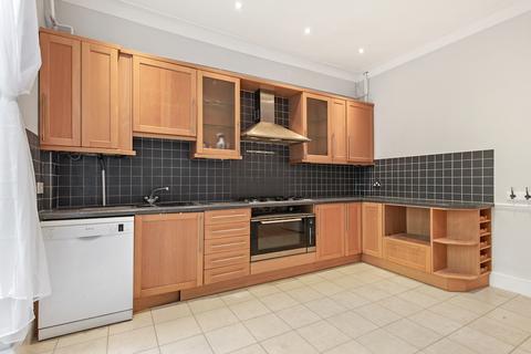 3 bedroom apartment to rent, Tivoli Road, Crouch End, London N8
