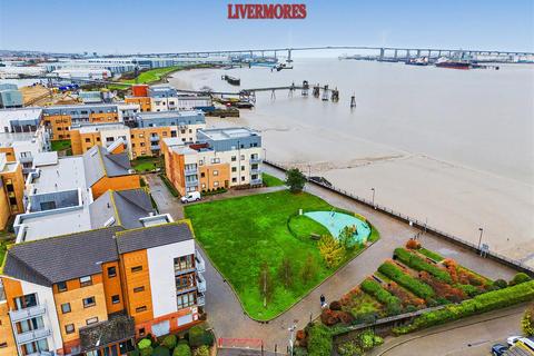 2 bedroom flat for sale, Evelyn Walk, Greenhithe