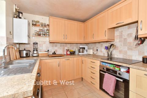 2 bedroom terraced house for sale, Beech Road, Horsham RH12
