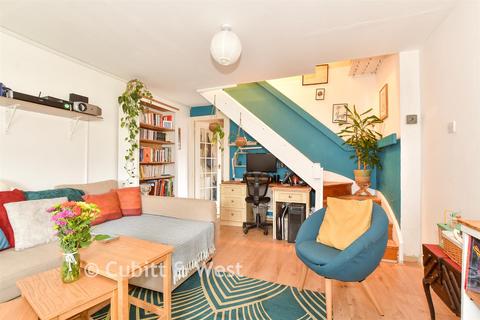 2 bedroom terraced house for sale, Beech Road, Horsham RH12