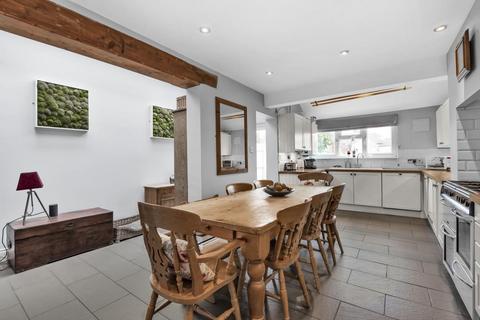 undefined, Aylesbury,  Buckinghamshire,  HP20