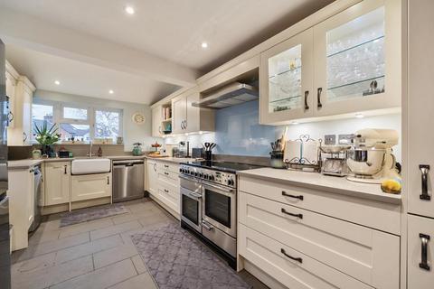 3 bedroom townhouse for sale, Aylesbury,  Buckinghamshire,  HP20
