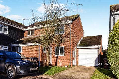3 bedroom semi-detached house to rent, Stirrup Close, Chelmsford, Essex, CM1