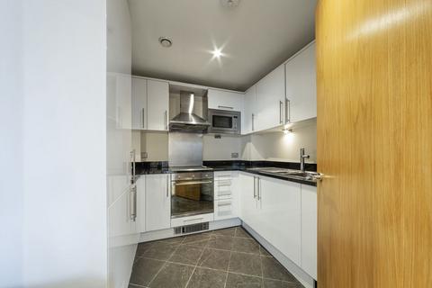 2 bedroom flat to rent, Drayton Park, London N5