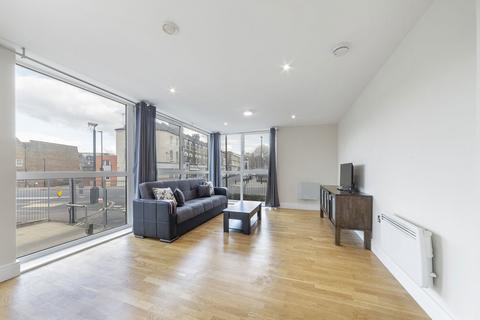 2 bedroom flat to rent, Drayton Park, London N5