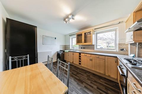 2 bedroom end of terrace house for sale, Ambridge Grove, Milton Keynes MK6