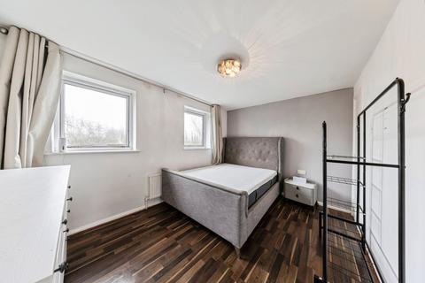 2 bedroom end of terrace house for sale, Ambridge Grove, Milton Keynes MK6