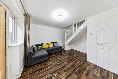2 bedroom end of terrace house for sale, Ambridge Grove, Milton Keynes MK6