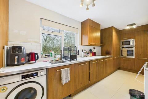 1 bedroom flat for sale, Fennel Crescent, Crawley RH11