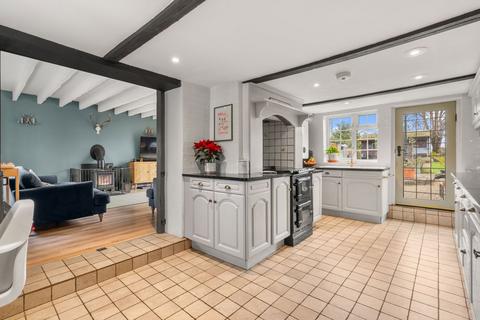 3 bedroom detached house for sale, Swan Lane, Cheltenham GL52