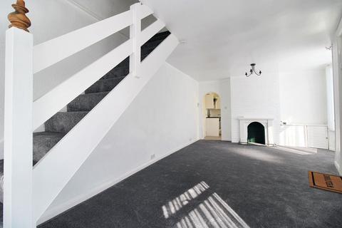 2 bedroom semi-detached house to rent, Popes Folly, Brighton, BN2
