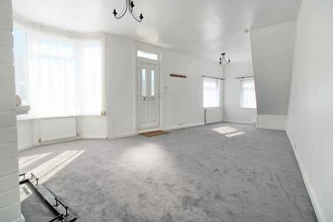 2 bedroom semi-detached house to rent, Popes Folly, Brighton, BN2