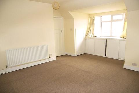 2 bedroom apartment to rent - Richmond Road, Kingston upon Thames, KT2