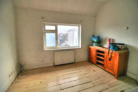 2 bedroom apartment for sale, 52 Cavendish Place, Eastbourne, BN21