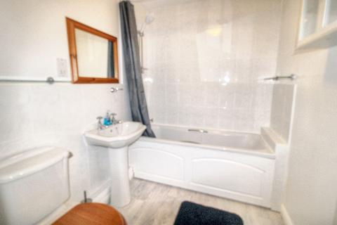 2 bedroom apartment for sale, Beaulieu Drive, Stone Cross, BN24