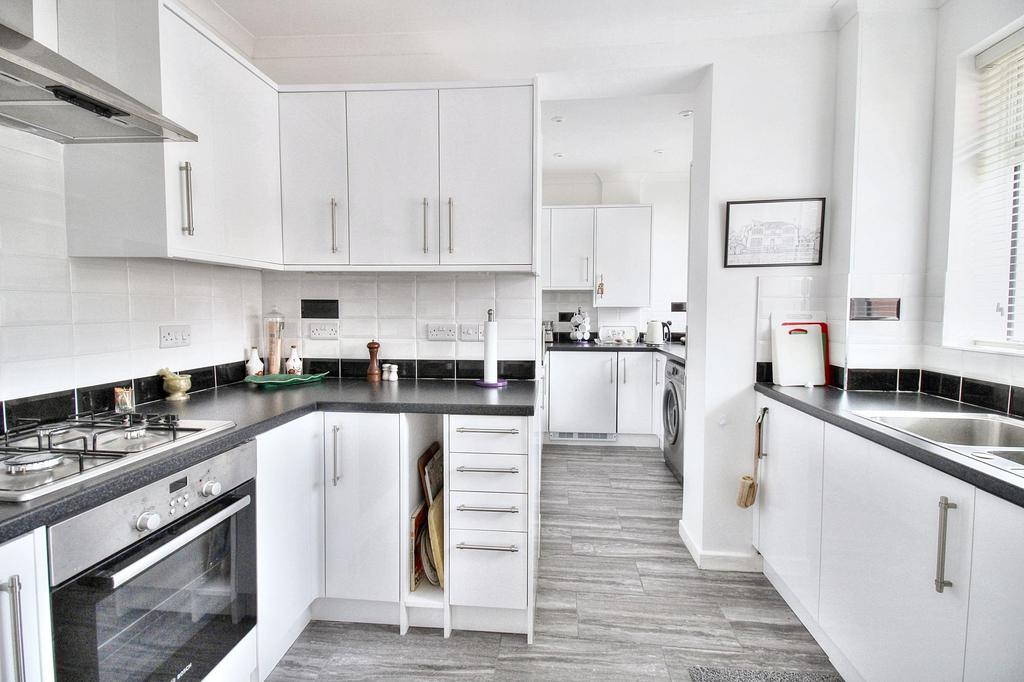 Kitchen Main