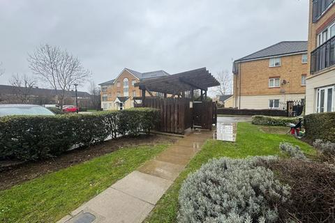 2 bedroom property to rent - Tysoe Avenue, Enfield