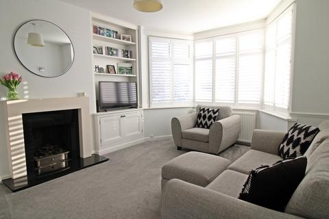 5 bedroom semi-detached house for sale, Wood Lodge Lane, West Wickham, BR4