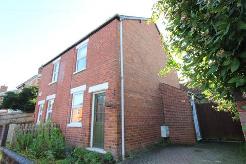 2 bedroom semi-detached house to rent, Quest Hills Road, Malvern