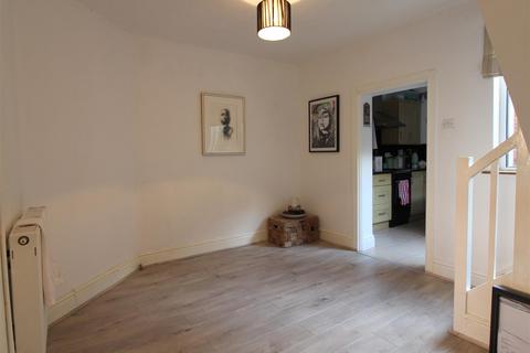 2 bedroom semi-detached house to rent, Quest Hills Road, Malvern