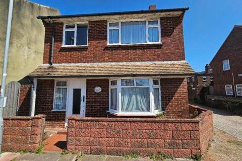 3 bedroom detached house for sale, Firle Road, Eastbourne, BN22