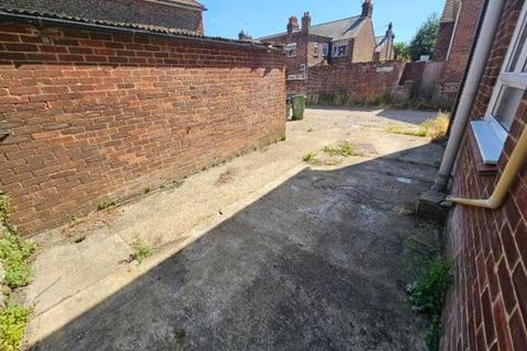 3 bedroom detached house for sale, Firle Road, Eastbourne, BN22
