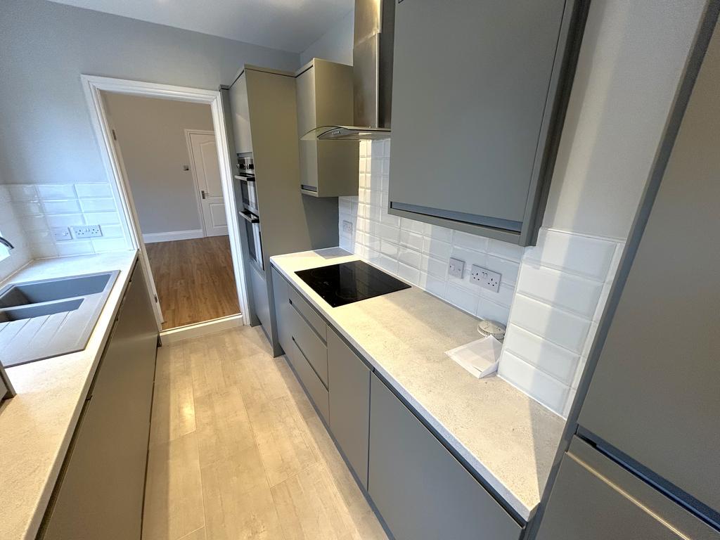Image00014.jpeg