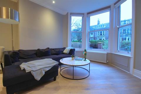 undefined, West Avenue, Gosforth, Newcastle Upon Tyne