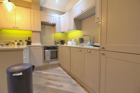 undefined, West Avenue, Gosforth, Newcastle Upon Tyne