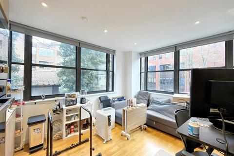 1 bedroom flat for sale, Flat 18 Scimitar House, 23 Eastern Road, Romford, Essex, RM1 3FA