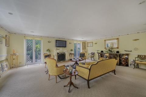 undefined, Hill Brow, Bromley