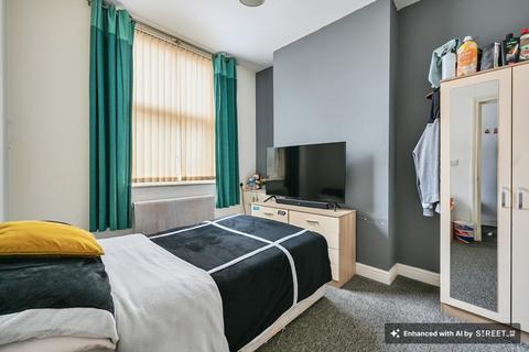 6 bedroom terraced house for sale, Susans Road, Eastbourne, BN21